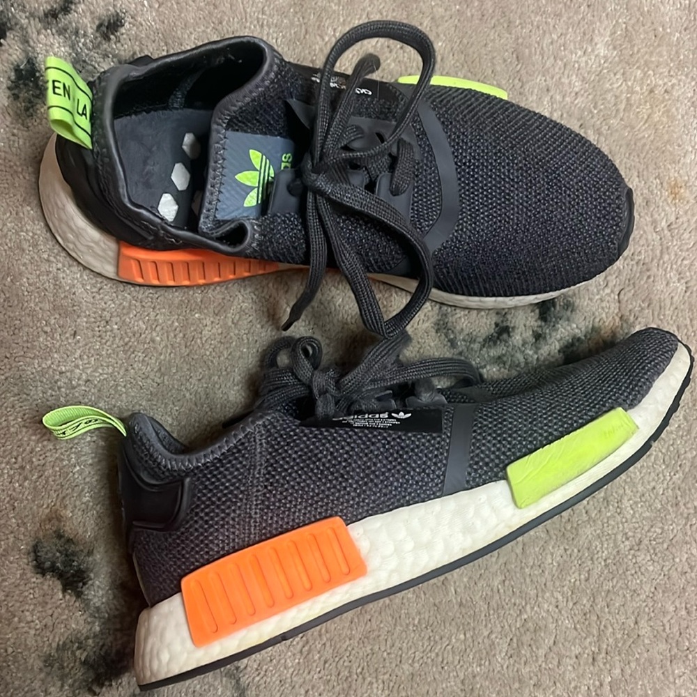 ADIDAS NMD tennis shoes - Men’s 6 or Womens 8